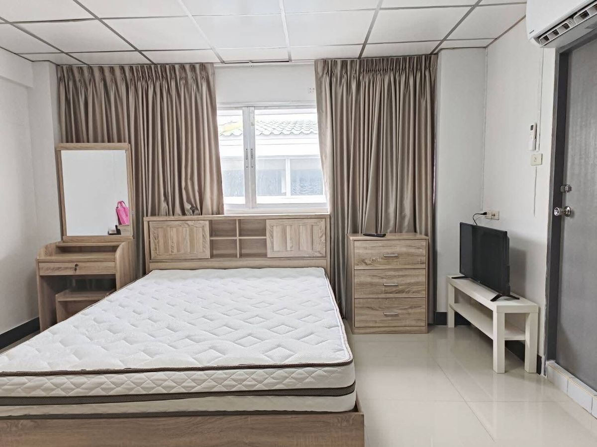 ให้เช่าคอนโดลาดพร้าว101 แฮปปี้แลนด์ : 6,000 BHT/Month Lumpini Center Happyland (ตรงข้าม แดอะ มอลล์ บางกะปิ)
