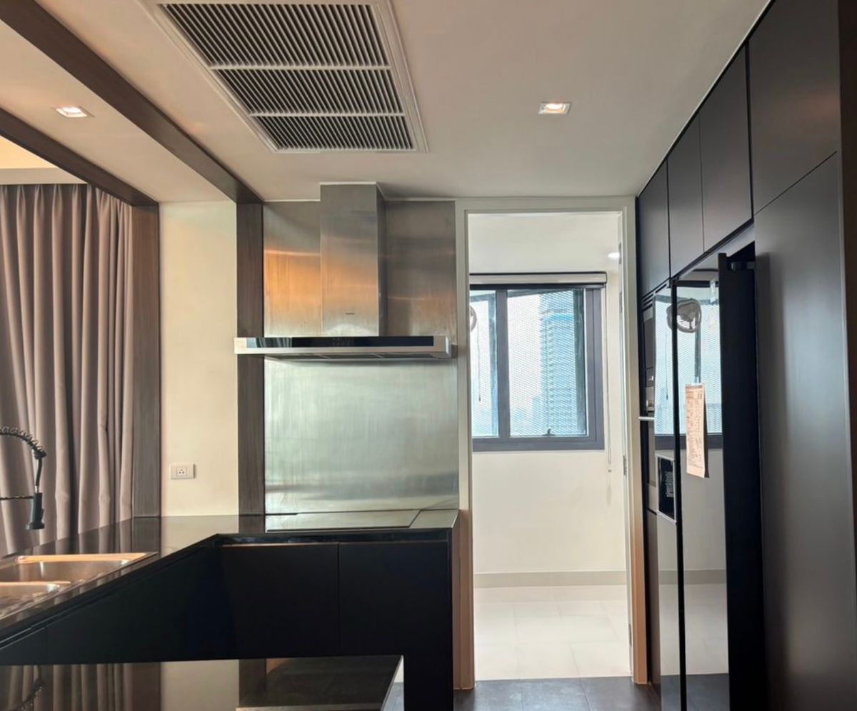 For SaleCondoRama3 (Riverside),Satupadit : For sale: The Pano Rama 3, beautiful, high floor, ready to move in, river view, near Lotus Rama 3. Interested, contact Line@841qqlnr