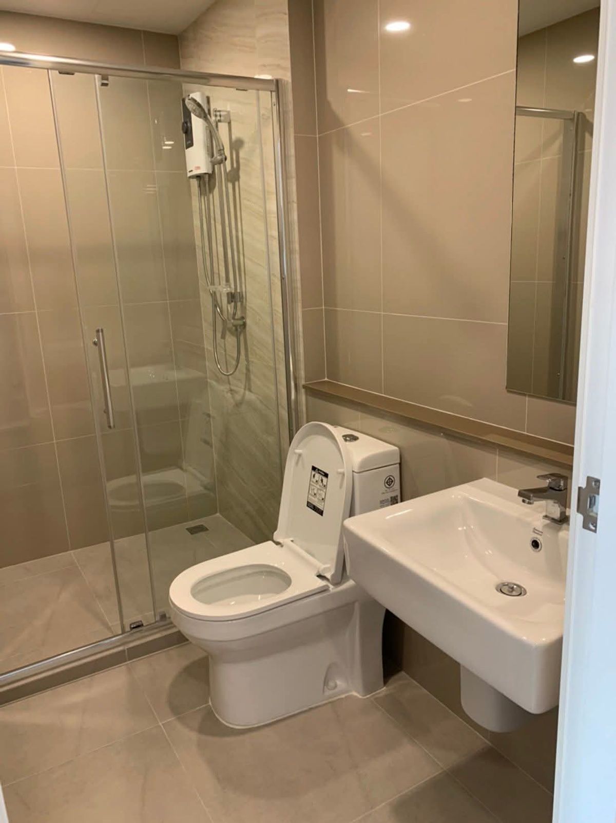 For RentCondoRama9, Petchburi, RCA : For rent 📍 The Tree Sukhumvit 71 - Ekamai 📍 near Airport Link Ramkhamhaeng, fully furnished and equipped with appliances