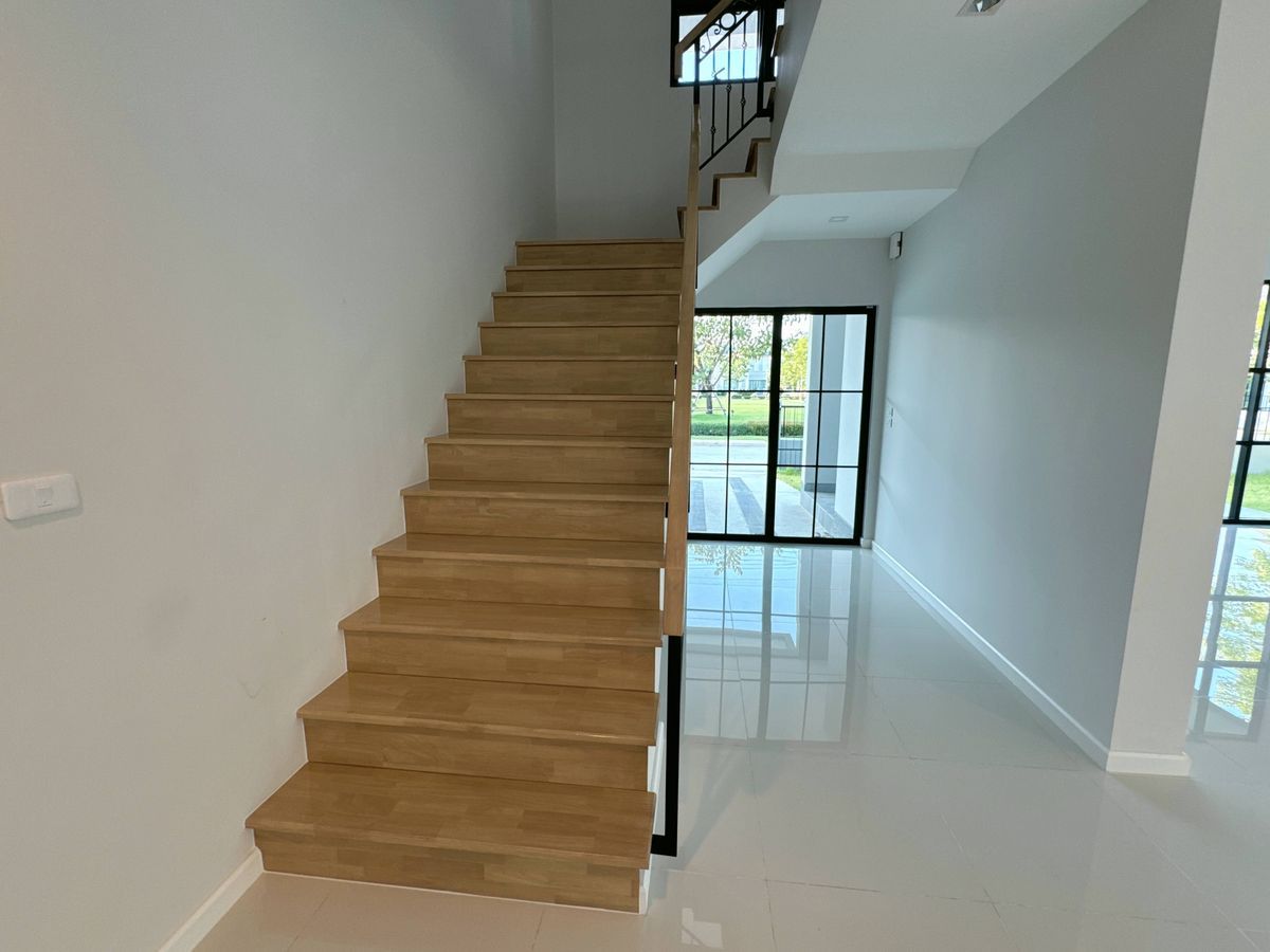 For SaleHousePhutthamonthon, Salaya : Large detached house, quality society, Laddarom Project, Phutthamonthon Sai 3