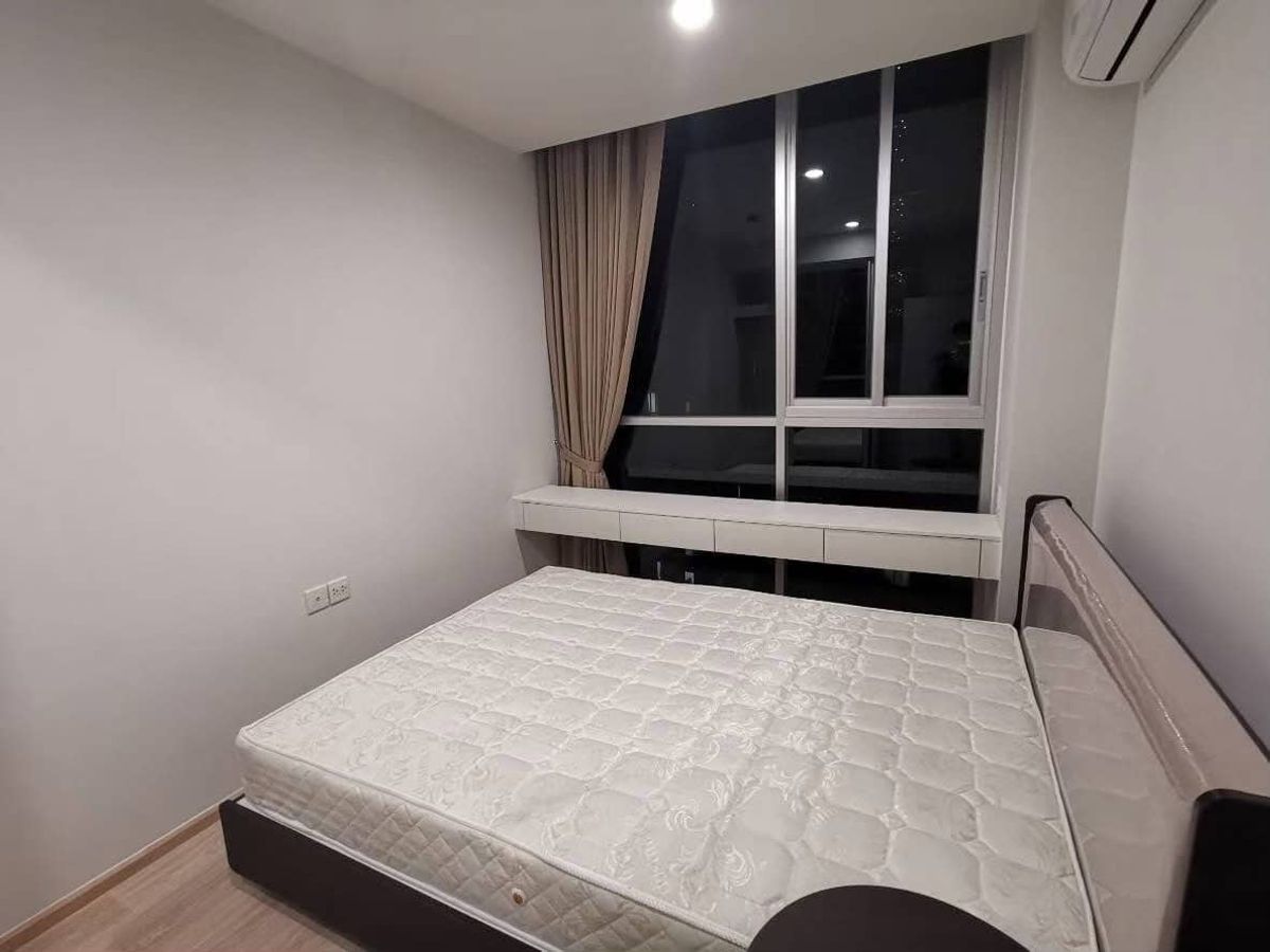 ให้เช่าคอนโดรัชดา ห้วยขวาง : ให้เช่า 🔥 Noble Revolve Ratchada 2 🔥เฟอร์นิเจอร์ และ เครื่องใช้ไฟฟ้าครบ ใกล้ MRT 