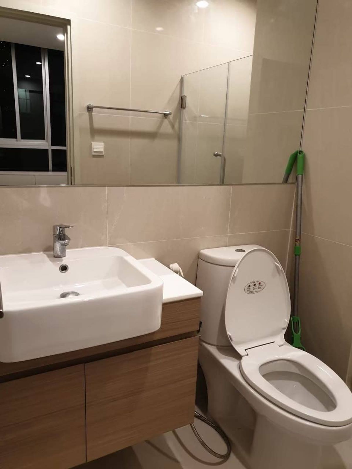 ให้เช่าคอนโดรัชดา ห้วยขวาง : ให้เช่า 🔥 Noble Revolve Ratchada 2 🔥เฟอร์นิเจอร์ และ เครื่องใช้ไฟฟ้าครบ ใกล้ MRT 