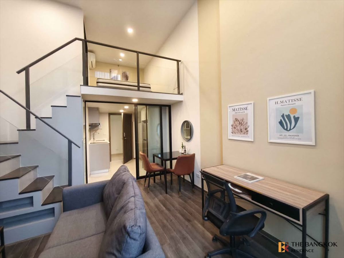 ให้เช่าคอนโดพระราม 9 เพชรบุรีตัดใหม่ RCA : ✨ High Ceiling Luxury | 1BR KnightsBridge Space Rama 9 – Ready to Move In! By Fah