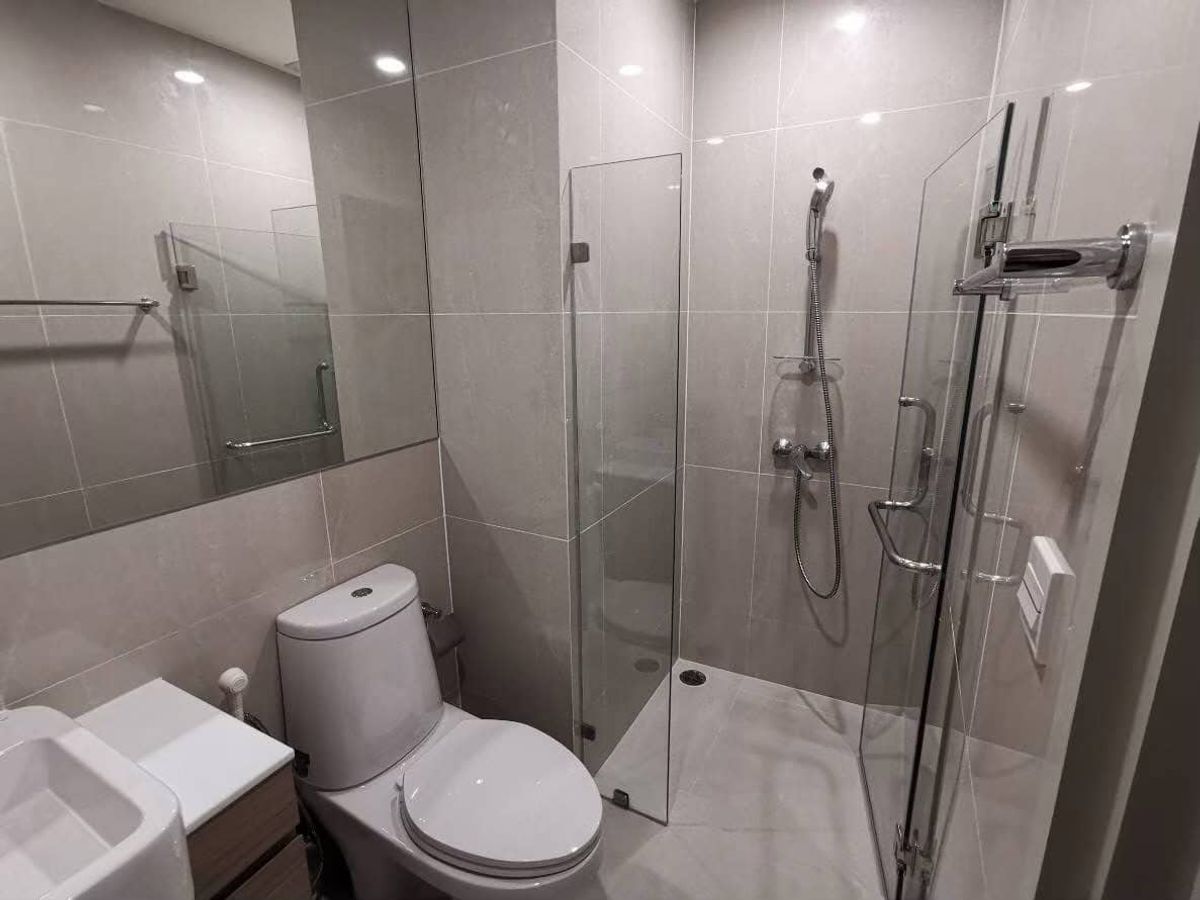 ให้เช่าคอนโดรัชดา ห้วยขวาง : ให้เช่า 🔥 Noble Revolve Ratchada 2 🔥เฟอร์นิเจอร์ และ เครื่องใช้ไฟฟ้าครบ ใกล้ MRT 