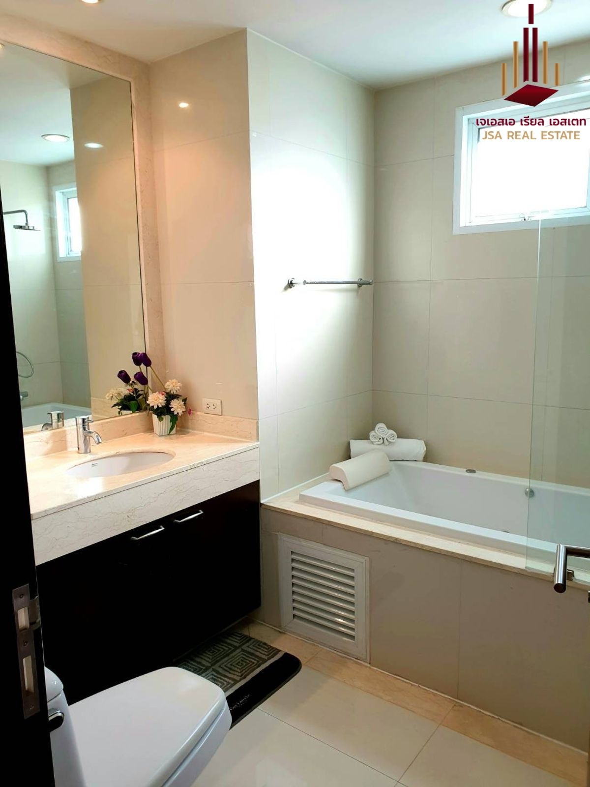 ให้เช่าคอนโดสุขุมวิท อโศก ทองหล่อ : ✨ For Rent: Piyathip Place Condo ✨  💰 Only 73,000 THB/month