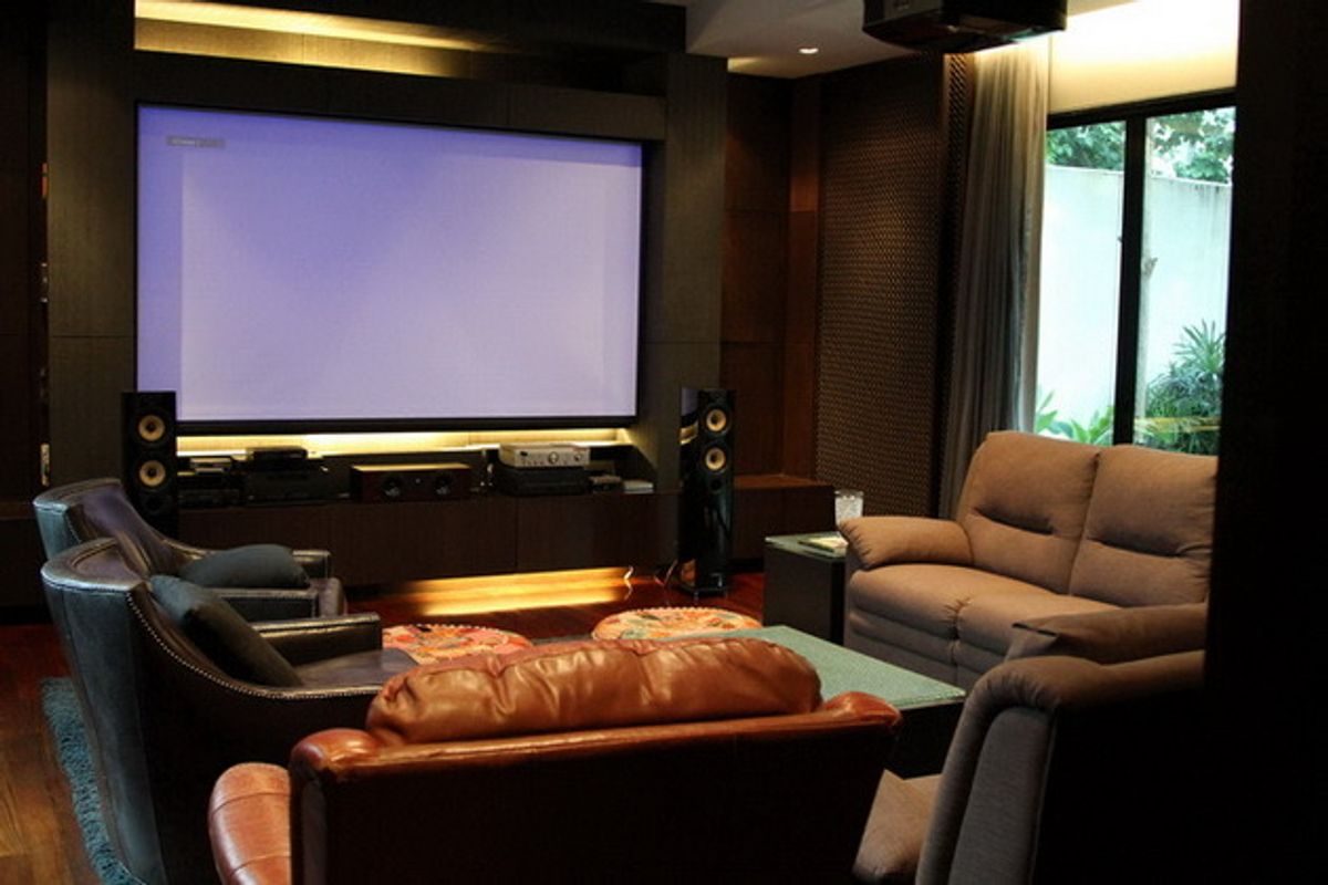 For SaleHouseSukhumvit, Asoke, Thonglor : ✨ Luxury Sukhumvit House | 1,200 sq.m., 5 Bedrooms, 6 Bathrooms | Featuring Saltwater Swimming Pool & Private Garden | 3rd–4th Floors Customizable | Close to BTS Phrom Phong