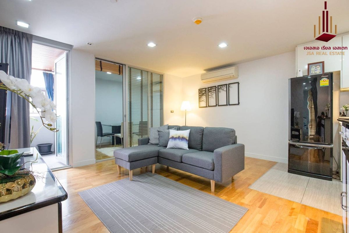 For SaleCondoSilom, Saladaeng, Bangrak : ✨ For Sale: Quad Silom Condo ✨ 💰 Only 8,240,000 THB