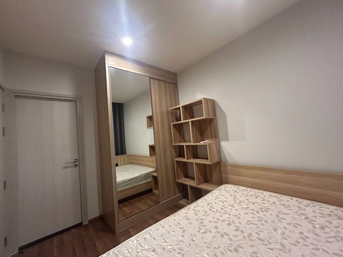 ให้เช่าคอนโดรัชดา ห้วยขวาง : ให้เช่า ✨ Noble Revolve Ratchada 2 ✨ ใกล้ MRT ศูนย์วัฒนธรรม เฟอร์นิเจอร์ และ เครื่องใช้ไฟฟ้าครบ 