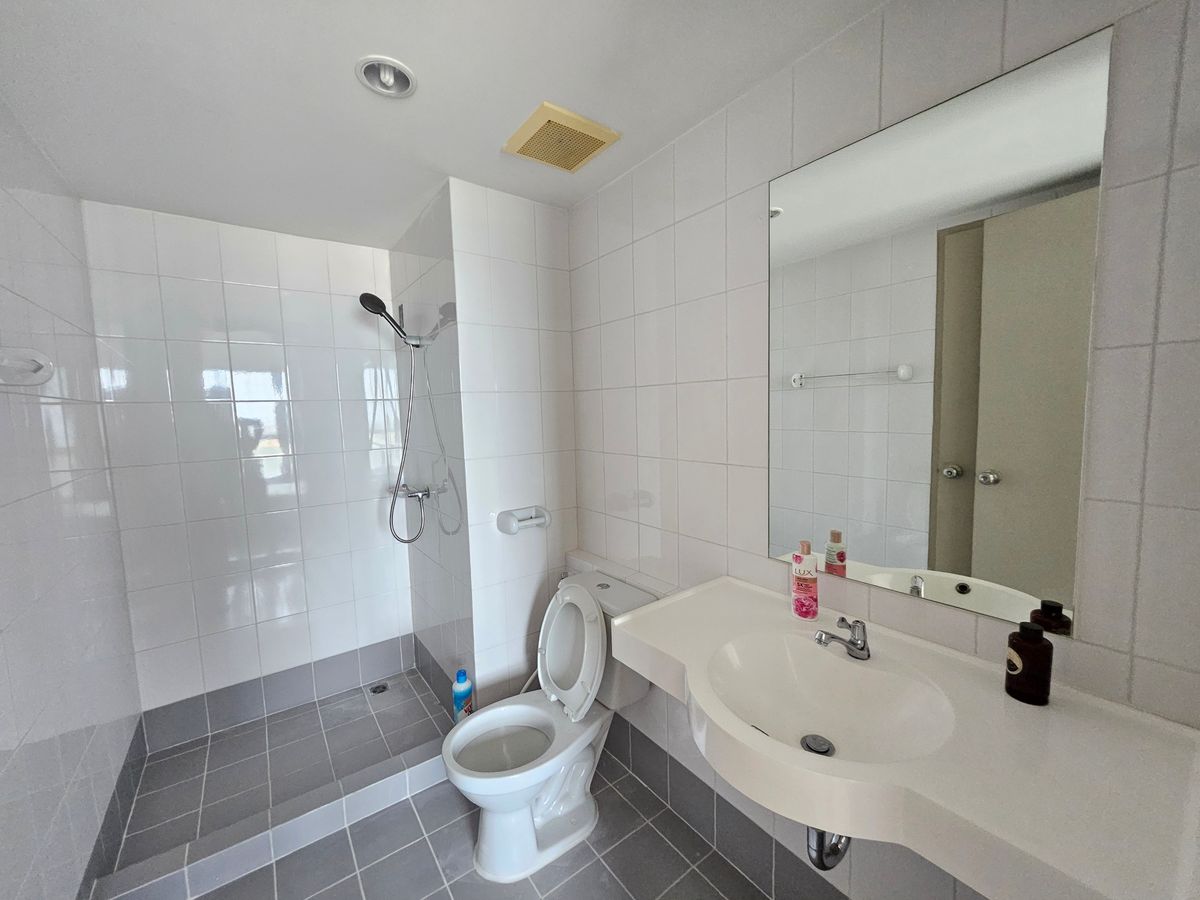 CondoRathburana, Suksawat : Riverfront Condo with the Best Chao Phraya Bend View! 🌅