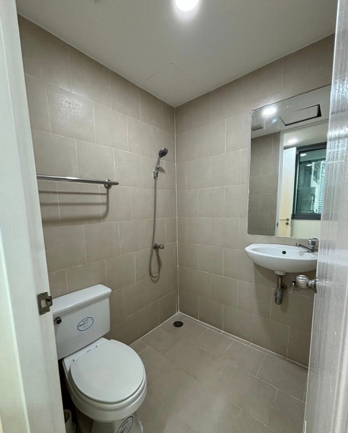 For SaleCondoRama3 (Riverside),Satupadit : For sale: The Pano Rama 3, beautiful, high floor, ready to move in, river view, near Lotus Rama 3. Interested, contact Line@841qqlnr