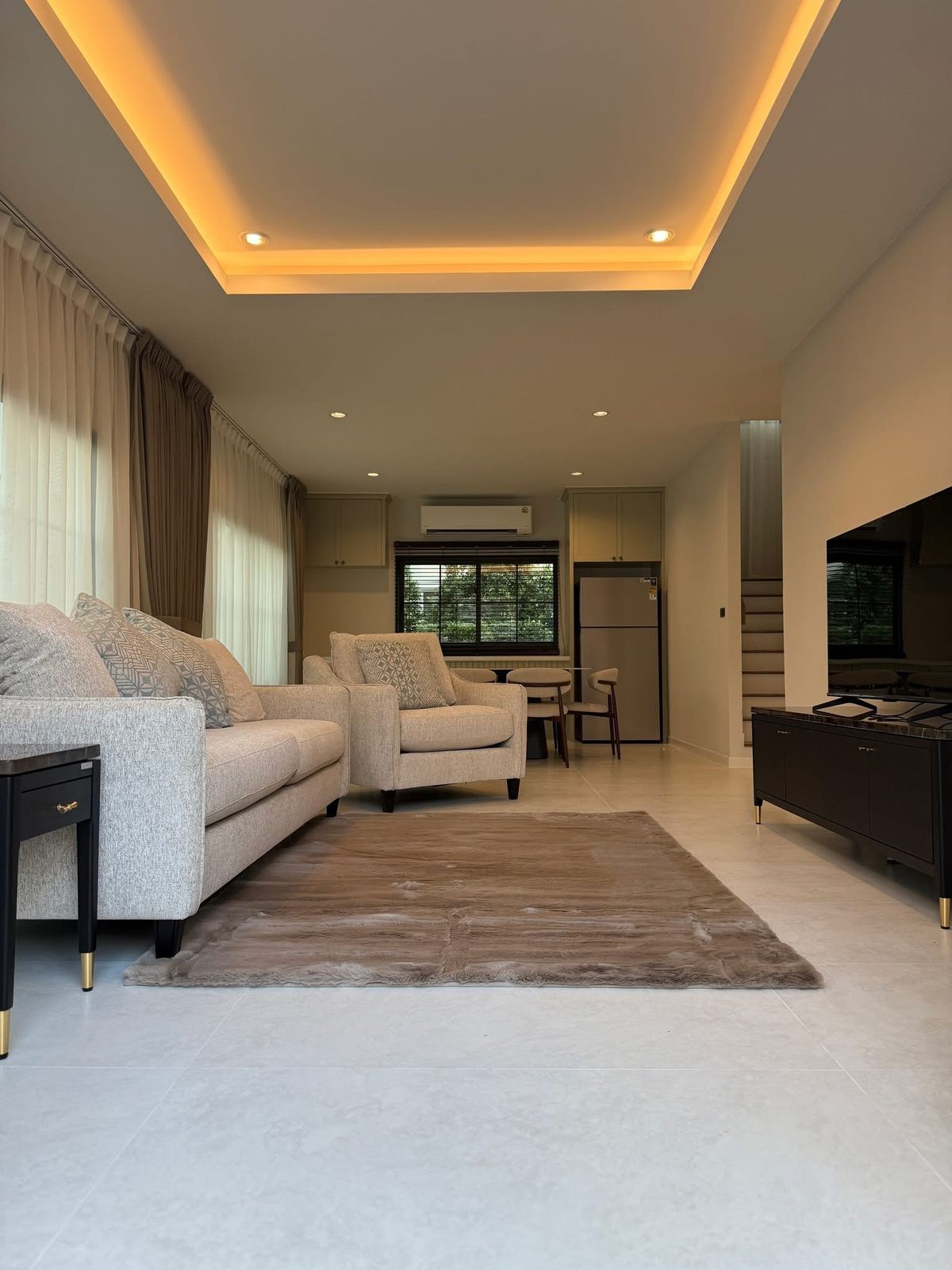 บ้านบางนา แบริ่ง ลาซาล : ✨ บ้านเดี่ยวหรู Setthasiri Bangna KM.10 ขนาด 247 ตร.ม. 4 ห้องนอน 4 ห้องน้ำ พร้อมที่จอดรถ 3 คัน ตกแต่งพร้อมอยู่ ใกล้สนามบินสุวรรณภูมิ ทางด่วน และ Mega Bangna