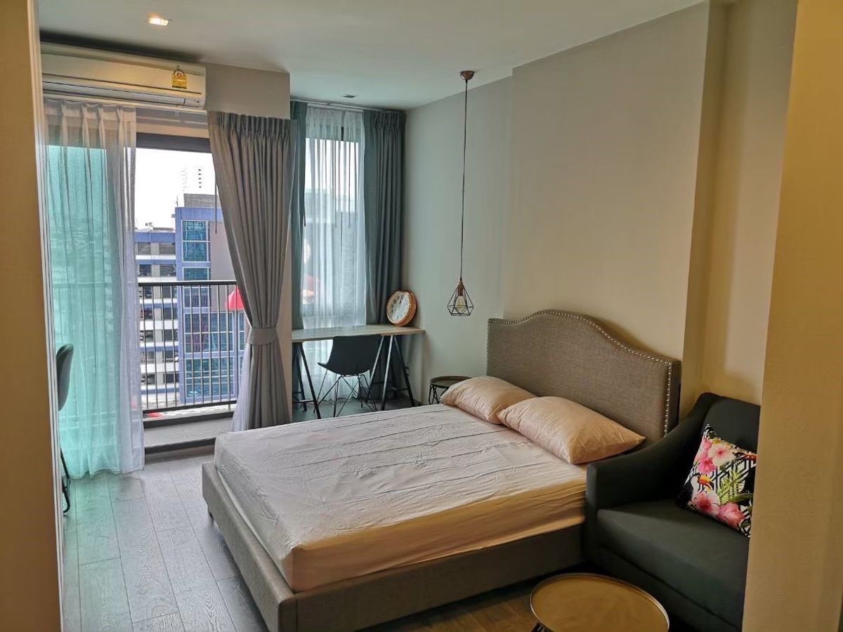 ให้เช่าคอนโดลาดพร้าว เซ็นทรัลลาดพร้าว : ให้เช่า Whizdom avenue ratchada ladprao เฟอร์นิเจอร์ครบ ใกล้ MRT ลาดพร้าว เดินทางสะดวก สนใจแอดไลน์ @best_condo