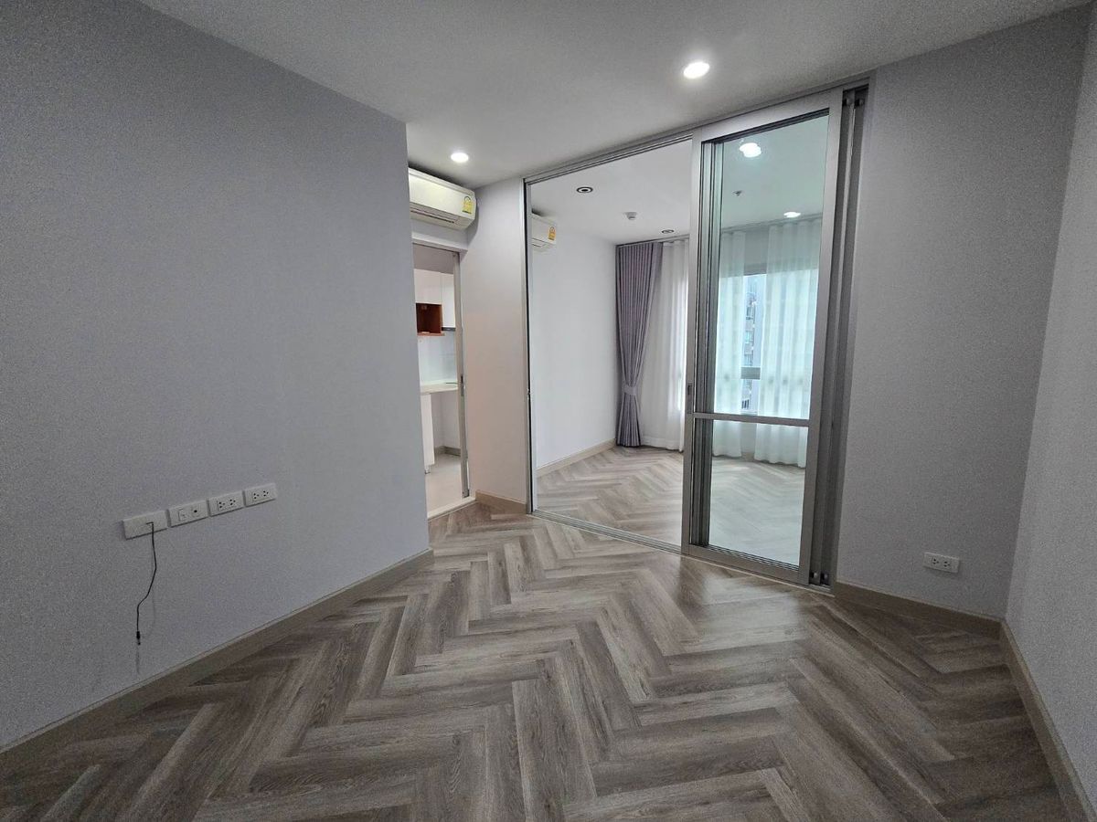 For SaleCondoThaphra, Talat Phlu, Wutthakat : Condo for sale, The President Sathorn Ratchaphruek, near BTS Bang Wa.