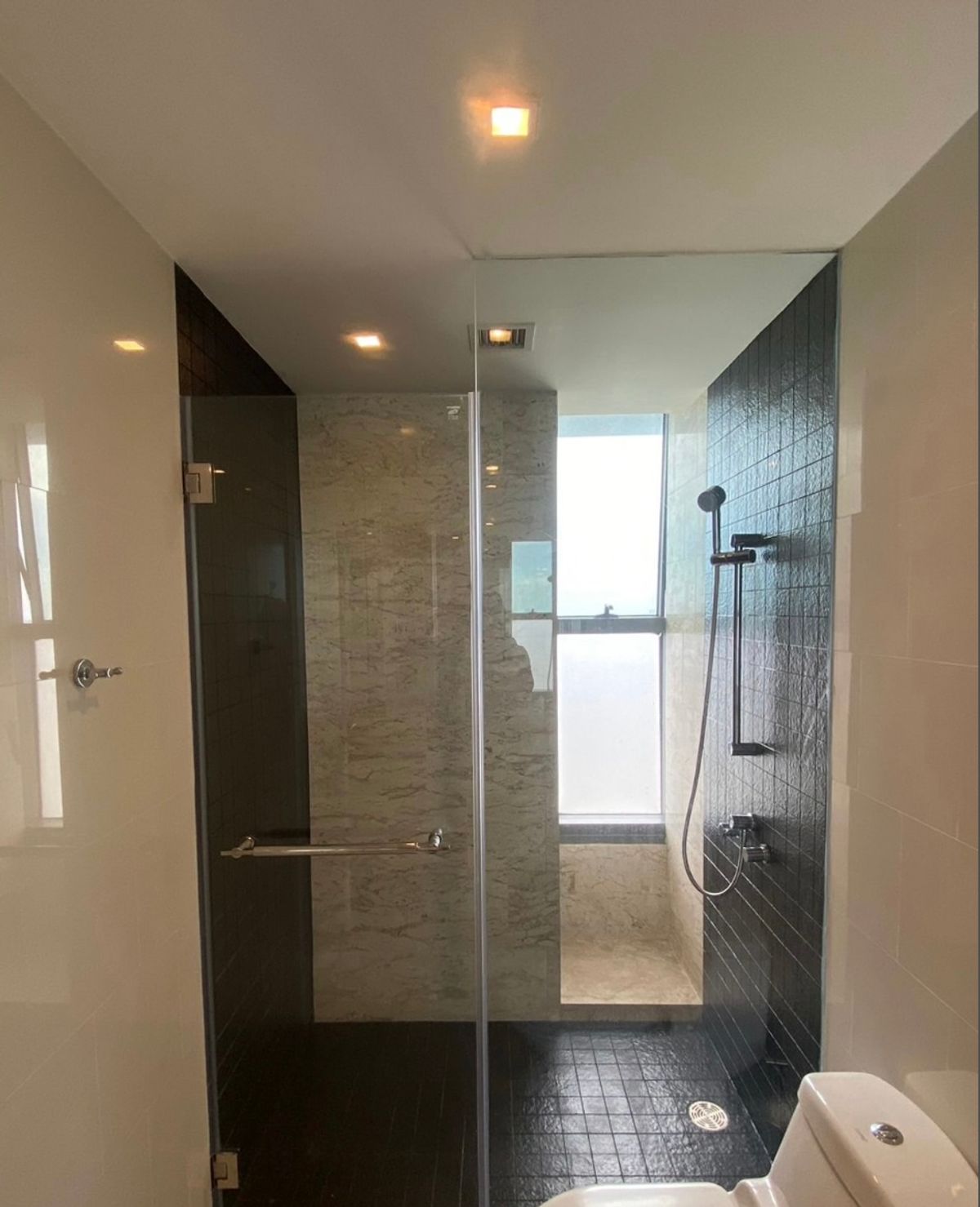 For SaleCondoRama3 (Riverside),Satupadit : For sale: The Pano Rama 3, beautiful, high floor, ready to move in, river view, near Lotus Rama 3. Interested, contact Line@841qqlnr