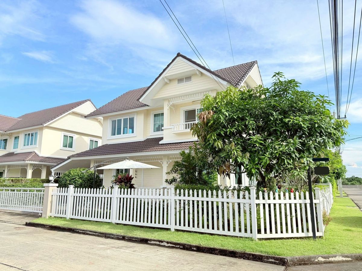 ให้เช่าบ้านเชียงใหม่ : บ้านสวยในโครงการ ให้เช่าเดือนละ 25,000 บาท ใกล้มหาวิทยาลัยแม่โจ้เพียง 10 นาที No.11H604