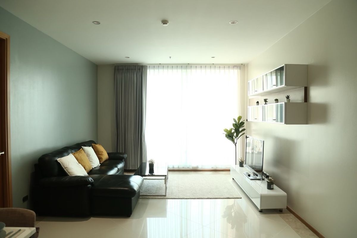 For SaleCondoSathorn, Narathiwat : Condo for sale, The Empire Place, 1 bedroom, 65.25 sq m, beautiful room, south side, BTS Chong Nonsi.