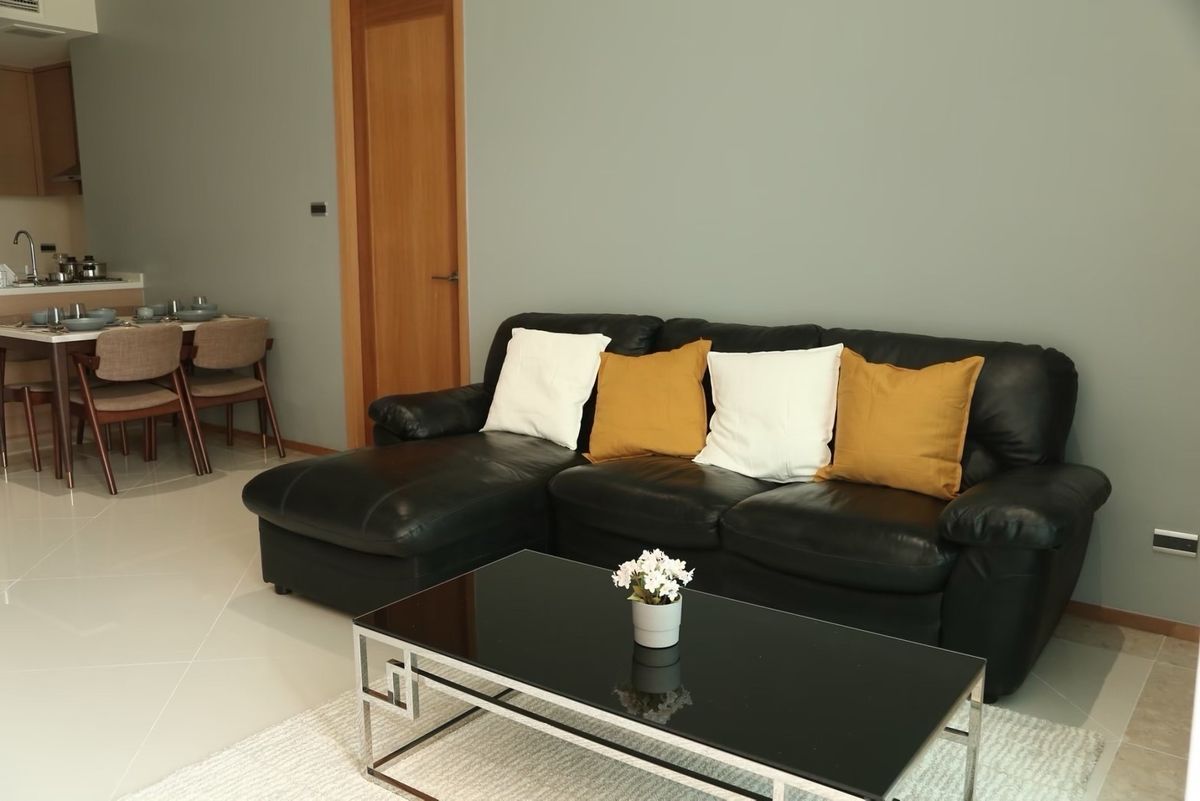 For SaleCondoSathorn, Narathiwat : Condo for sale, The Empire Place, 1 bedroom, 65.25 sq m, beautiful room, south side, BTS Chong Nonsi.