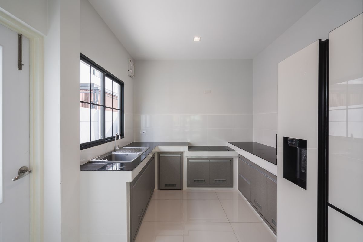 For SaleHousePhutthamonthon, Salaya : Large detached house, quality society, Laddarom Project, Phutthamonthon Sai 3