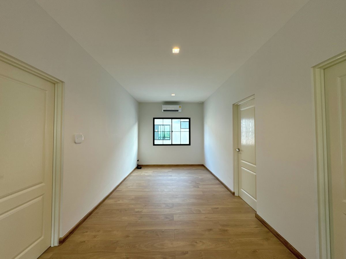 For SaleHousePhutthamonthon, Salaya : Large detached house, quality society, Laddarom Project, Phutthamonthon Sai 3