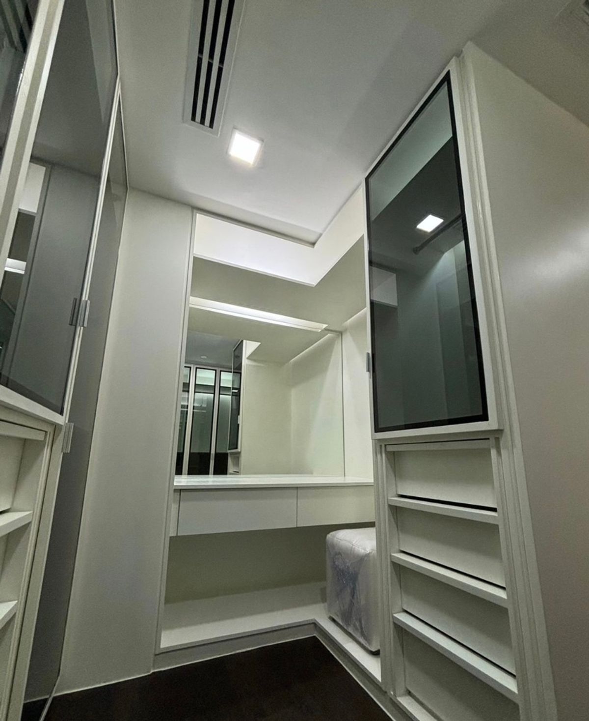 For SaleCondoRama3 (Riverside),Satupadit : For sale: The Pano Rama 3, beautiful, high floor, ready to move in, river view, near Lotus Rama 3. Interested, contact Line@841qqlnr