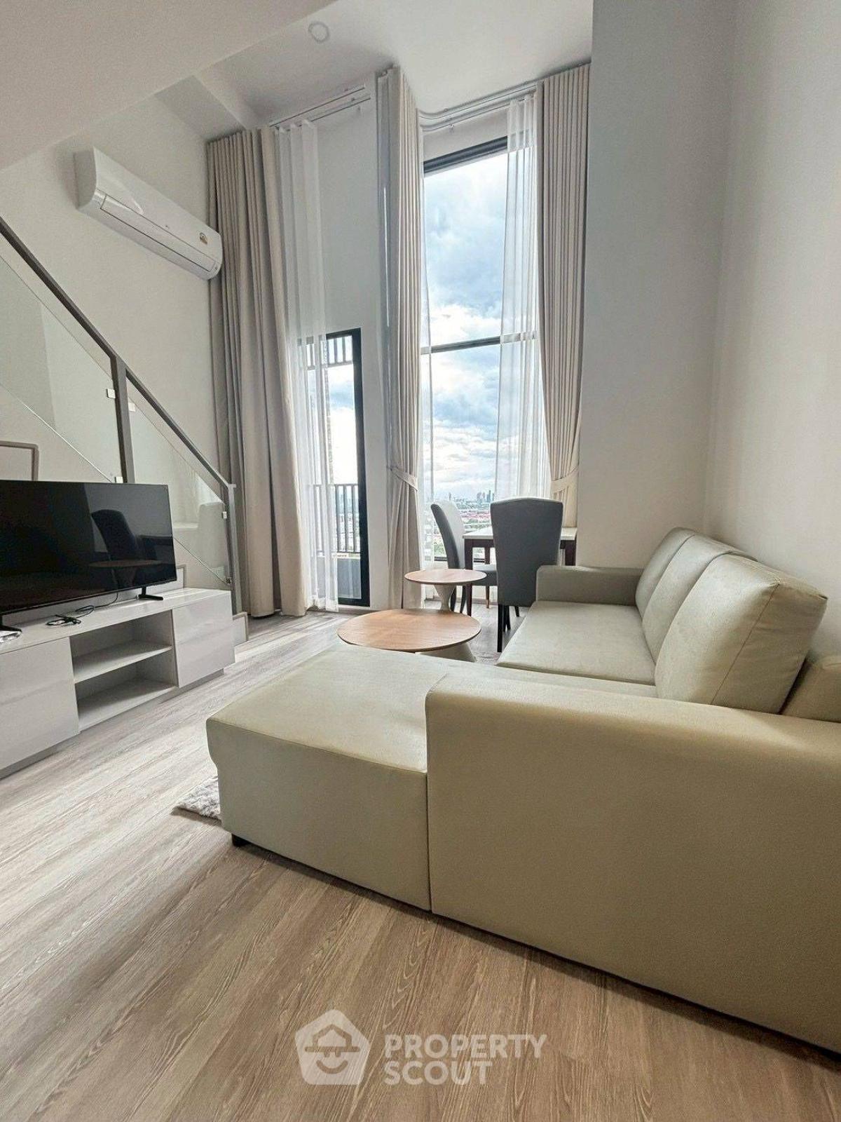For RentCondoOnnut, Udomsuk : 1-BR Condo at KnightsBridge Space Sukhumvit-Rama4 near BTS Phra Khanong