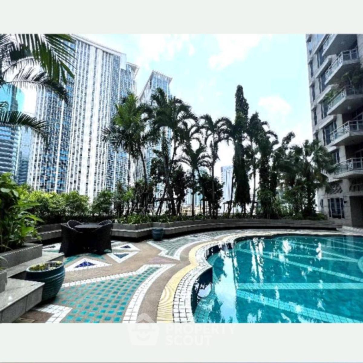 For SaleCondoWitthayu, Chidlom, Langsuan, Ploenchit : 3-BR Condo at All Seasons Mansion Condominium near BTS Phloen Chit
