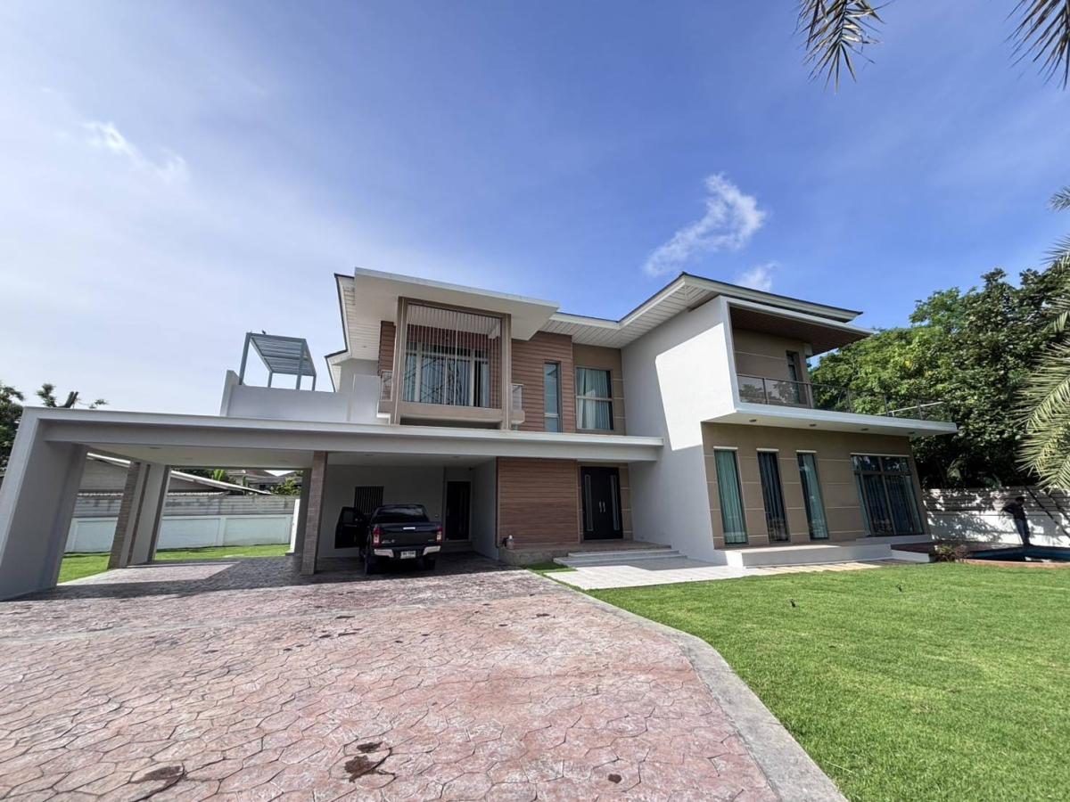 ขายบ้านมีนบุรี-ร่มเกล้า : บ้านใหญ่ใจกลางรามคำแหง! 6 ห้องนอน 7 ห้องน้ำ Spacious 6 Bed 7 Bath Home in Ramkhamhaeng – Perfect for Your Family!