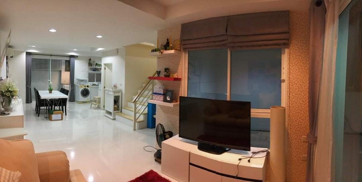 ขายทาวน์โฮมโชคชัย4 ลาดพร้าว71 : 28/01/2026, ขายทาวน์โฮม 3 ชั้น ซ.นาคนิวาส 48 แยก 14 ซ.ลาดพร้าว 71 ตอบโจทย์ทุกไลฟ์สไตล์