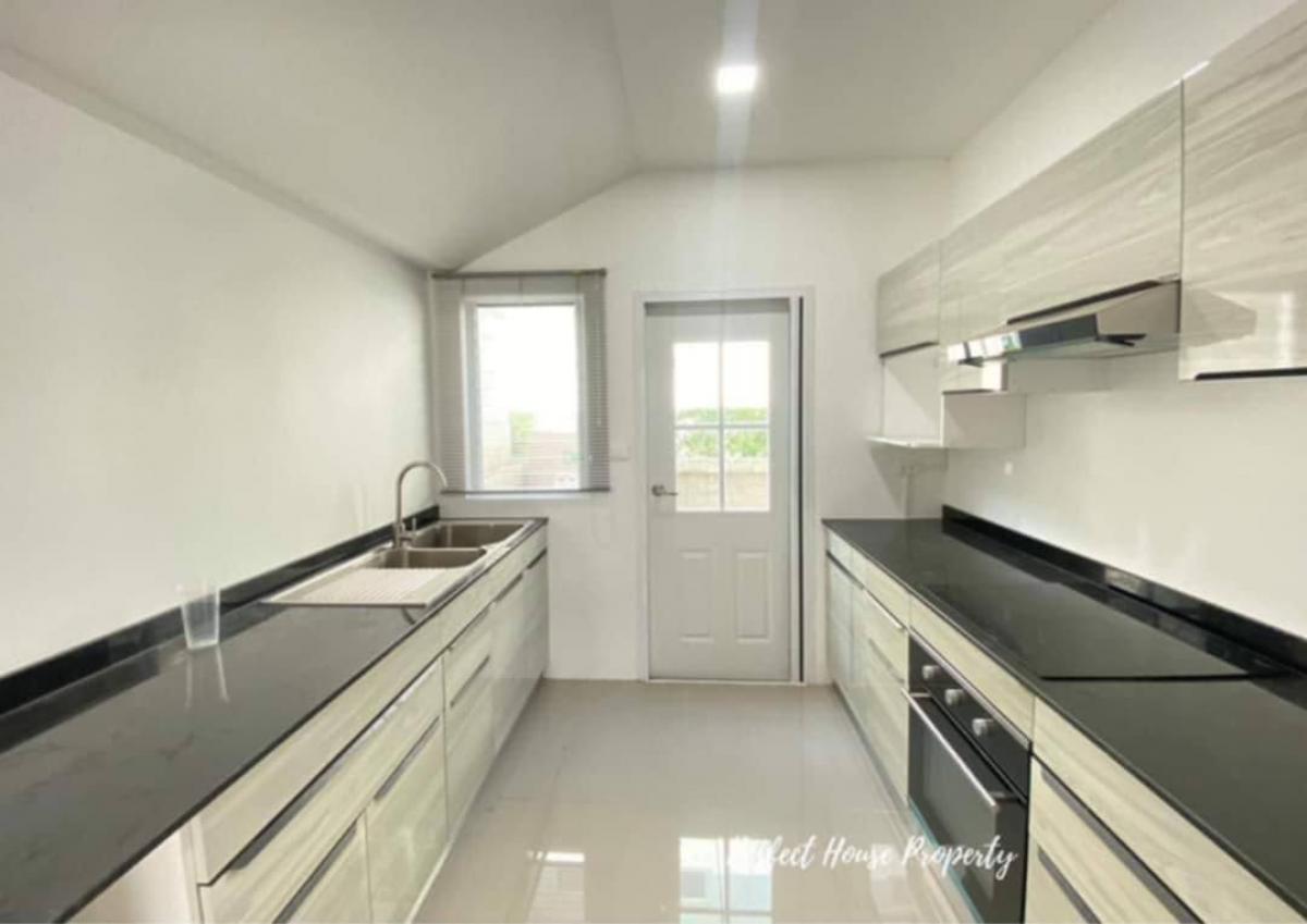 For SaleHouseNawamin, Ramindra : Single house, 4 bedrooms, beautiful, ready to move in, near the Golden Neo 2 BTS Ramintra - Wongwaen. Spacious 4-Bedroom House Near BTS, Ready to Move In at Golden Neo 2 Ramintra - Wongwaen