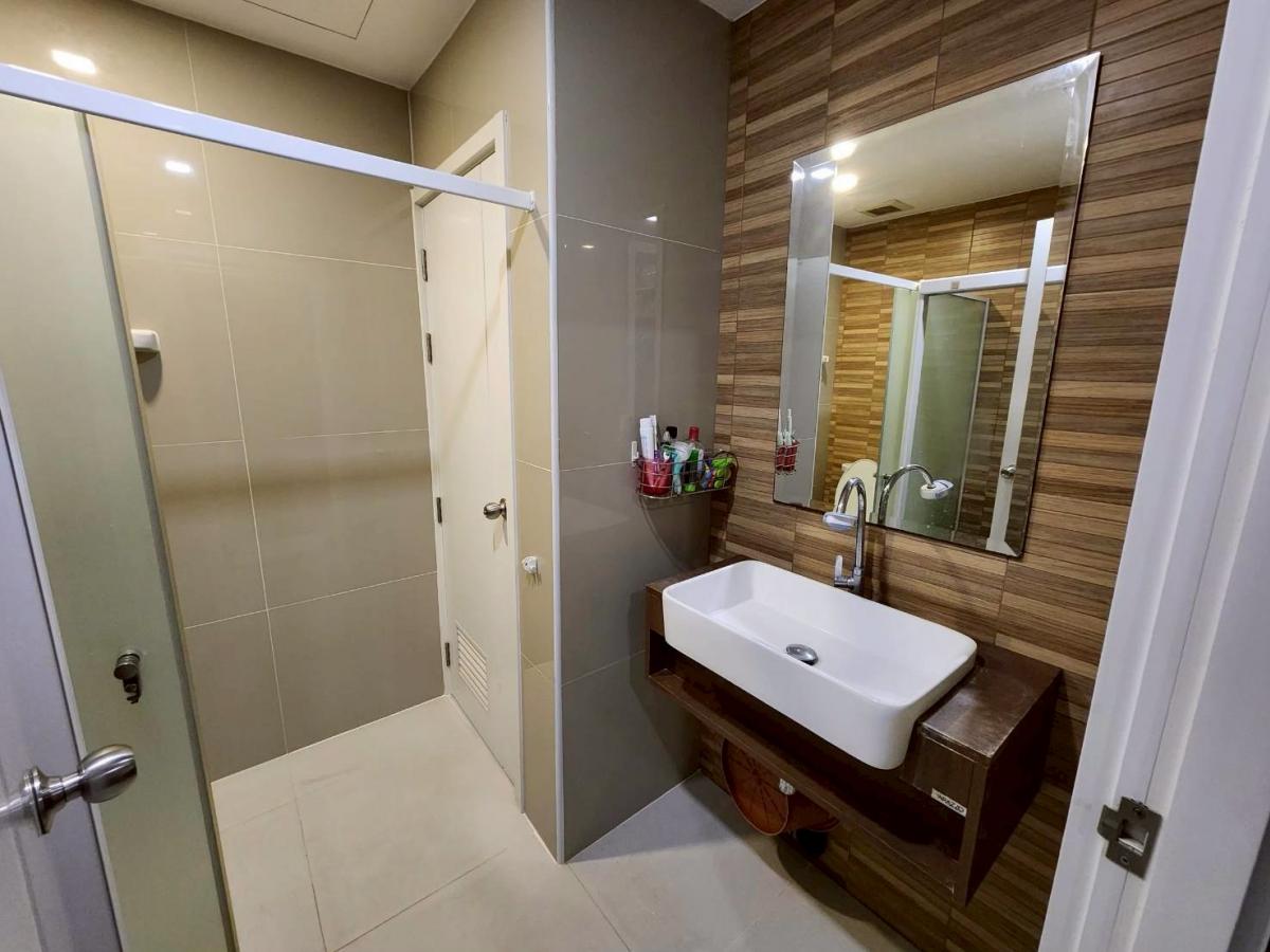 ขายทาวน์โฮมพัฒนาการ ศรีนครินทร์ : ทาวโฮมทำเลดีบนเส้นพัฒนาการ Pruksa Ville 73 Phattanakan38 เดินทางง่ายไม่ไกลจากมอเตอร์เวย์ และห้างซีคอน ราคา 4,100,000 บาท