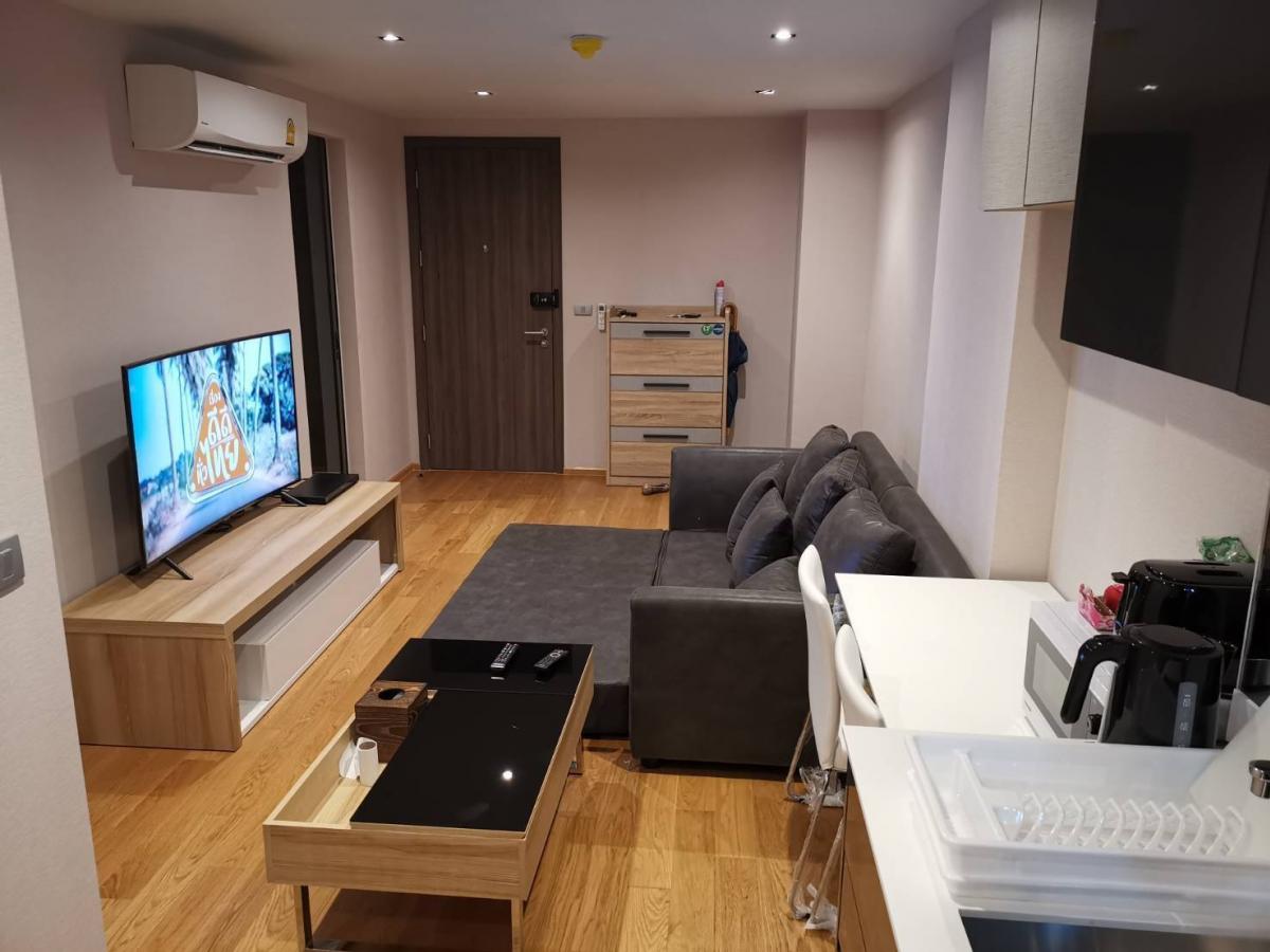 For SaleCondoSiam Paragon ,Chulalongkorn,Samyan : 2-bedroom condo in the heart of Samyan-SilomClose to BTS/MRT, fully equipped facilities! Price 6.49 million THB.