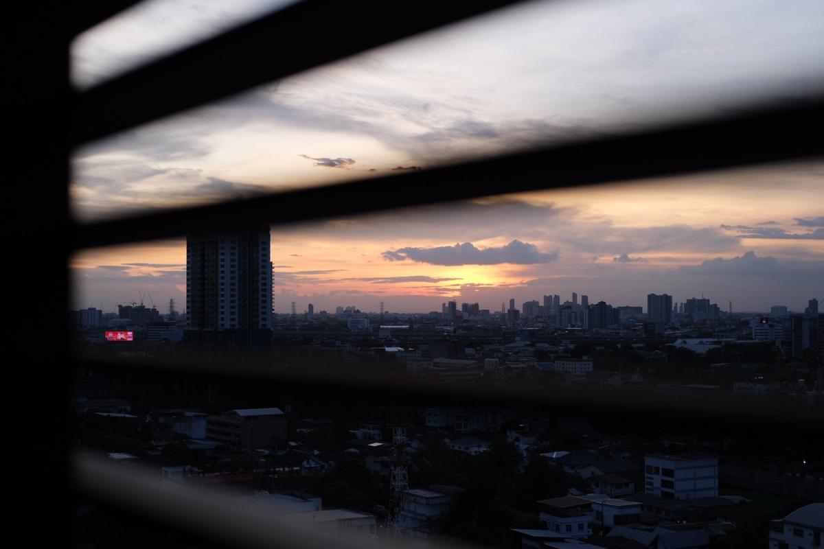 For SaleCondoKasetsart, Ratchayothin : Near BTS Ratchayothin! 1-bedroom condo, 32.92 sqm, priced at 4.99 million.A complete and convenient life with all the amenities at Mazarine Ratchayothin!