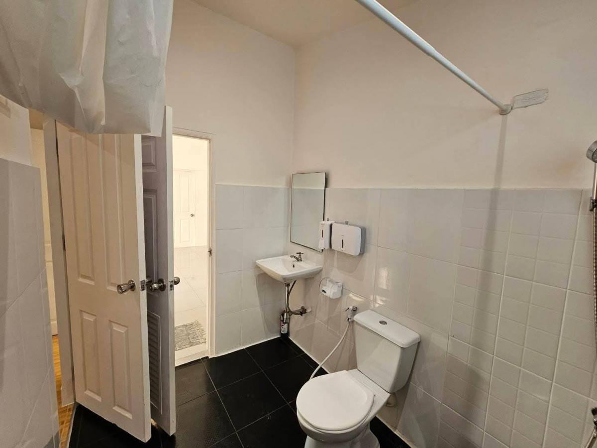 ให้เช่าบ้านเกษตรศาสตร์ รัชโยธิน : 28/02/2026, บ้านสุดคุ้ม 3 ห้องนอน ทาวน์เฮาส์ 120 ตรม. ใกล้เมือง ราคาดี 
Dream 3-Bed Home 120 sqm near city, great price!