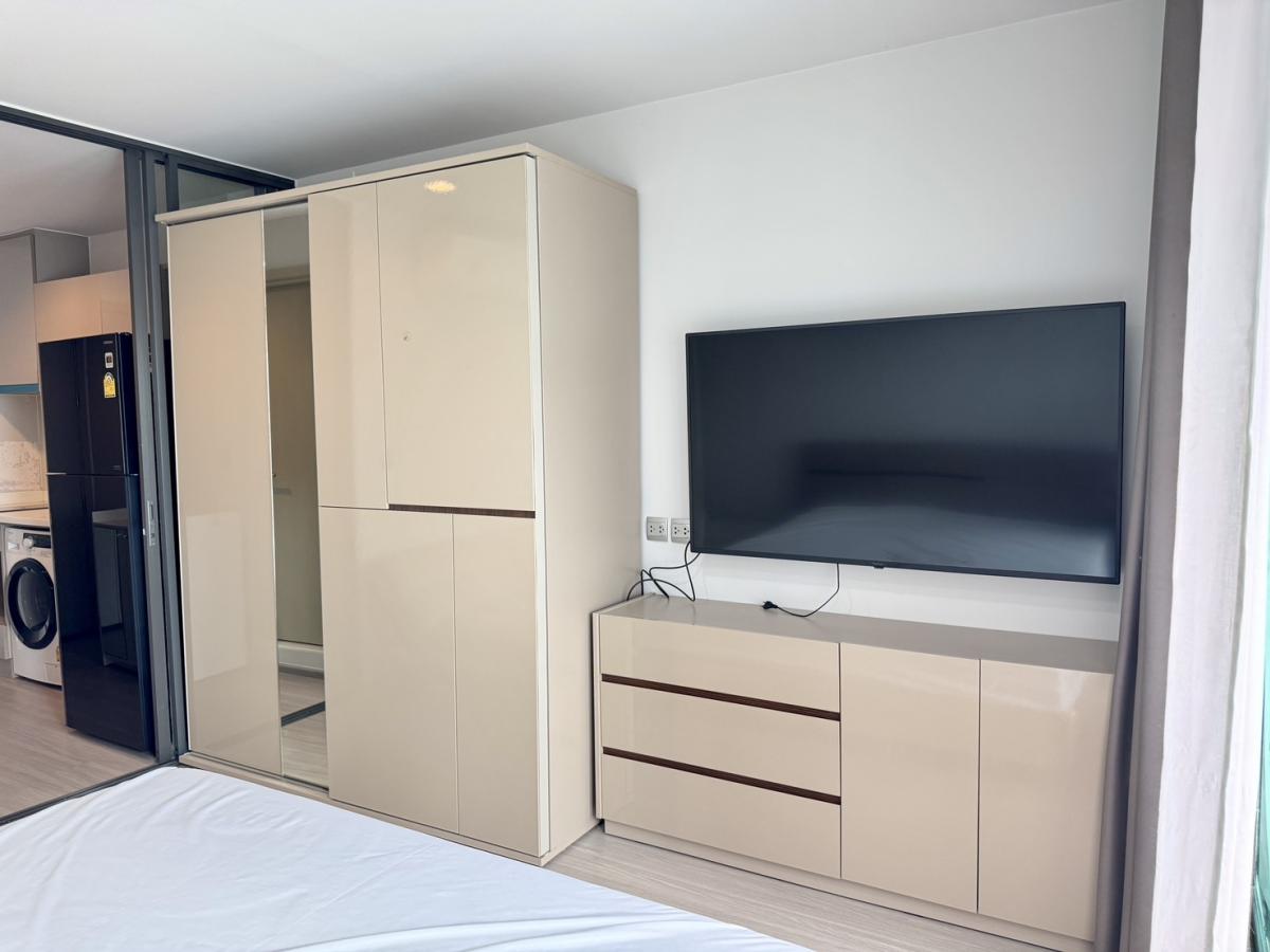 ขายคอนโดลาดพร้าว เซ็นทรัลลาดพร้าว : 03/04/2026, รวมค่าโอนคอนโดสตูดิโอ Life Ladprao ใจกลางเมือง ใกล้ BTS Ha Yaek Lat Phrao 
ราคา 3.8 ลบ. พร้อมสระว่ายน้ำและฟิตเนสครบครัน! 0642748883