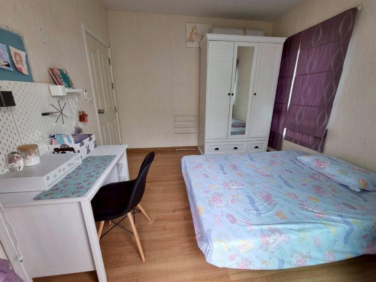 For RentHousePattanakan, Srinakarin : Luxurious house in the heart of Pattanakarn, 3 bedrooms, ready to rent, 55,000 baht/mo. Luxurious 3-Bedroom House in Pattanakarn, Ready to Rent at 55,000 THB/month.