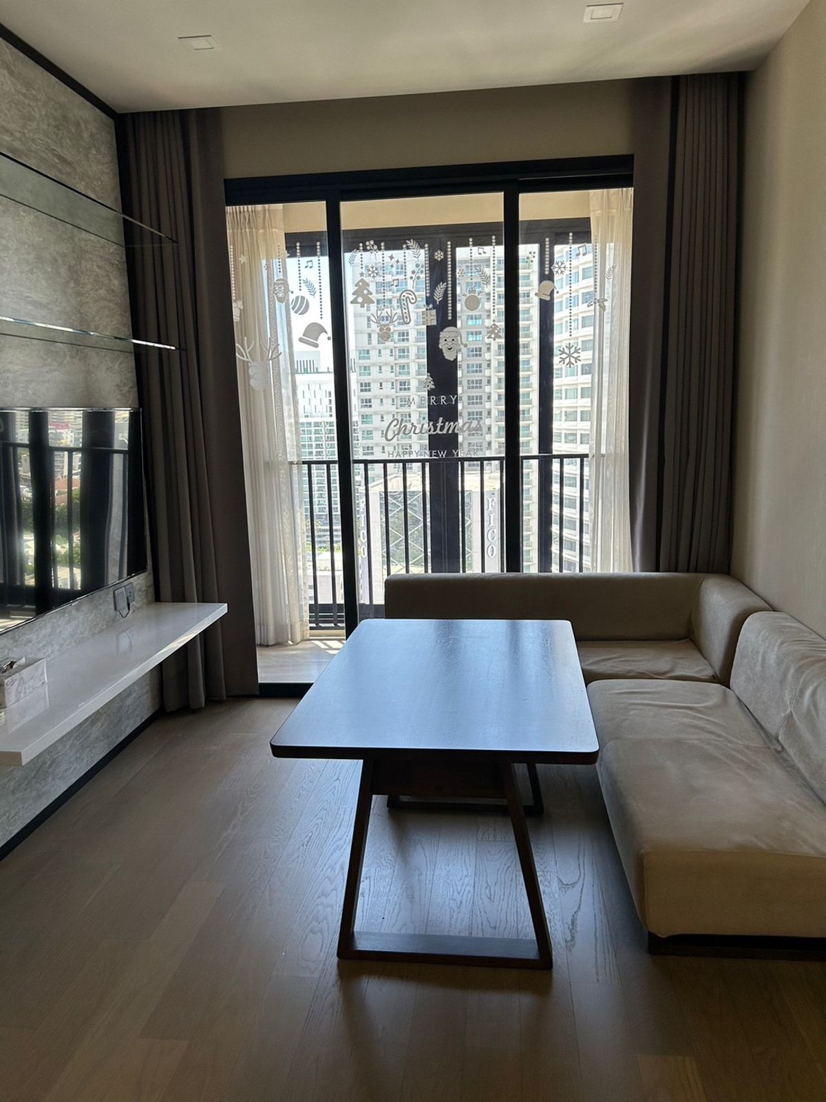 For RentCondoSukhumvit, Asoke, Thonglor : 2 bed 1 bath 46 sqm condo at Ashton Asoke for rent 40,000THB per month, Sukhumvit Soi 21, Asoke BTS station