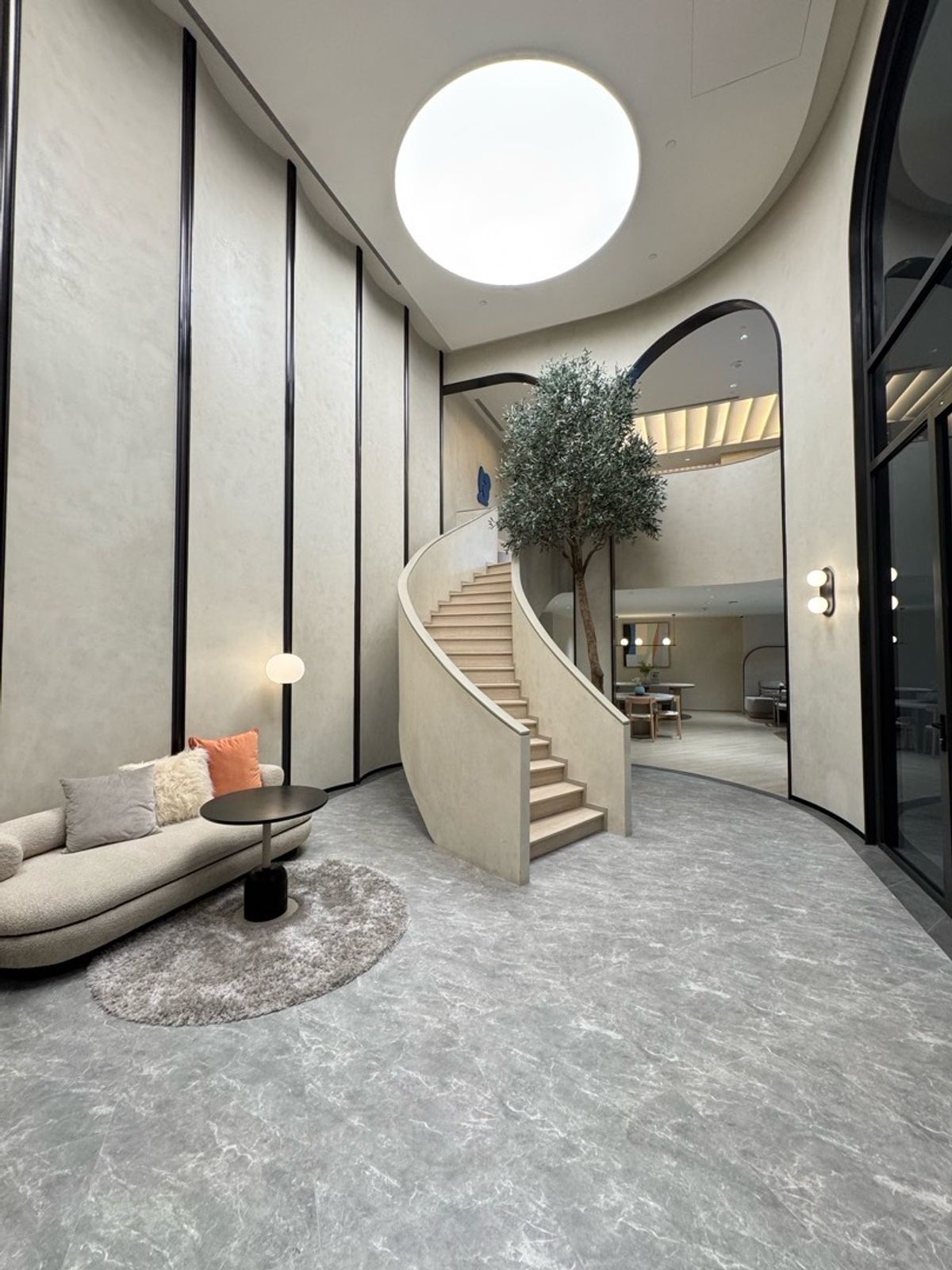 ขายคอนโดวงเวียนใหญ่ เจริญนคร : ทักมาคุยกับเราก่อน มีห้องจริงจากเซลล์โครงการ ในราคานี้ Reference สาทร-วงเวียนใหญ่ ราคาเริ่มต้นเพียง 3.39 ล้าน