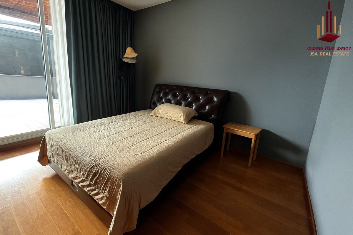 ขายคอนโดสาทร นราธิวาส : ✨ For Sale: The Empire Place Condo ✨  💰 Only 50,000,000 THB