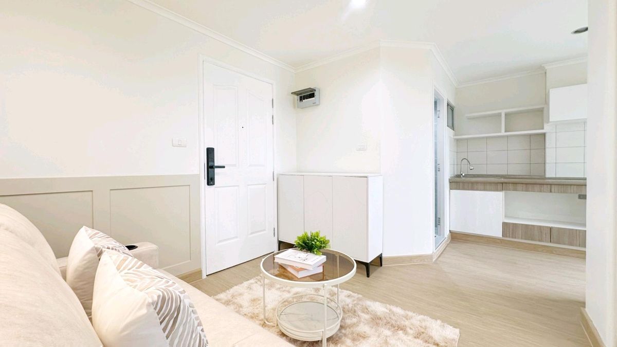 For SaleCondoChokchai 4, Ladprao 71, Ladprao 48, : 🛑 Stop paying rent every month! Pay in installments and own a condo in a prime location in the #Lat Phrao area, near the mall, near the BTS 📌 Lumpini Ville Chokchai 4 🌳