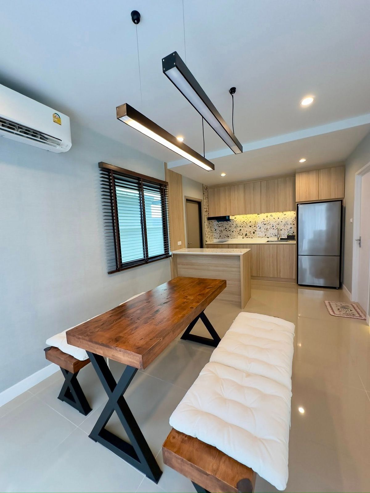 ให้เช่าบ้านบางนา แบริ่ง ลาซาล : Modern luxury home in prime Bangna location — only 5 minutes from MEGA Bangna!