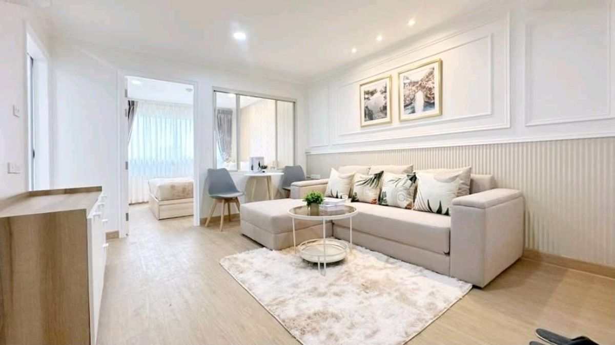 For SaleCondoRatchadapisek, Huaikwang, Suttisan : 🚆 Near MRT Huai Khwang, installments are cheaper than renting! Big room, complete functions, comfortable living in the middle of the city!📍 Lumpini Ville Cultural Center✨️