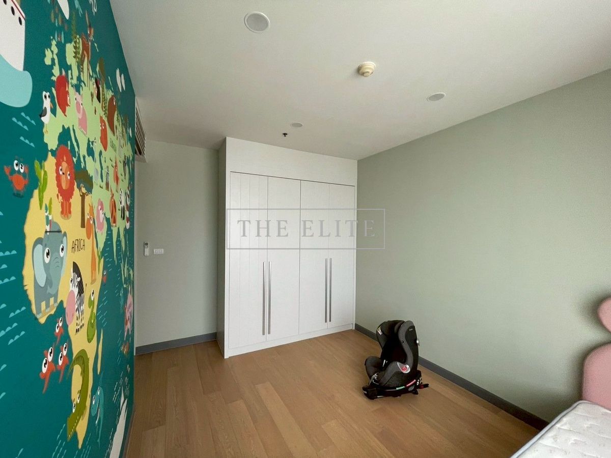 CondoSathorn, Narathiwat : ✨ Big room, city view, fully decorated, good price like this, there is only one room in the project 💯