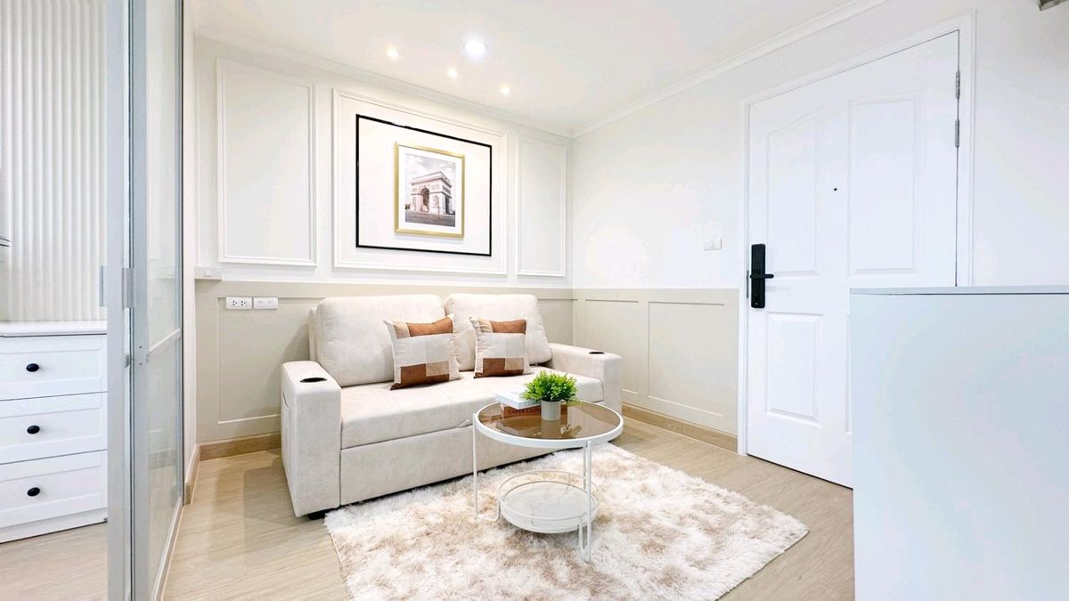 For SaleCondoChokchai 4, Ladprao 71, Ladprao 48, : 🛑 Stop paying rent every month! Pay in installments and own a condo in a prime location in the #Lat Phrao area, near the mall, near the BTS 📌 Lumpini Ville Chokchai 4 🌳