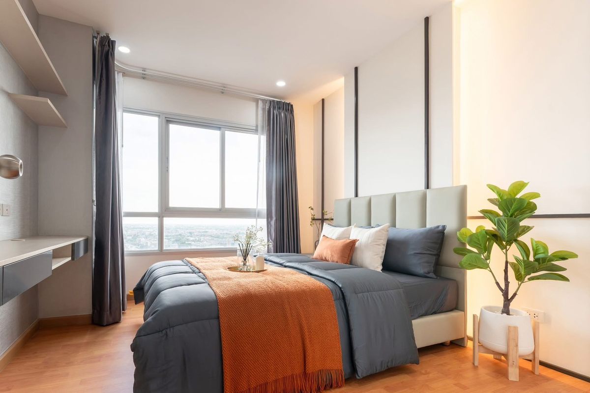 For SaleCondoBang kae, Phetkasem : The room is very beautifully decorated. The room is 34 square meters wide.|| Installment only 8,xxx baht || 🚝 200 m. MRT Lak Song || 🤩 The central area is fully equipped!!