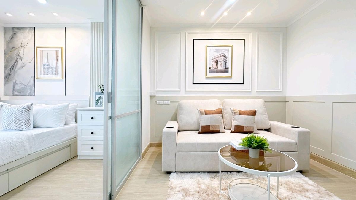 For SaleCondoChokchai 4, Ladprao 71, Ladprao 48, : 🛑 Stop paying rent every month! Pay in installments and own a condo in a prime location in the #Lat Phrao area, near the mall, near the BTS 📌 Lumpini Ville Chokchai 4 🌳