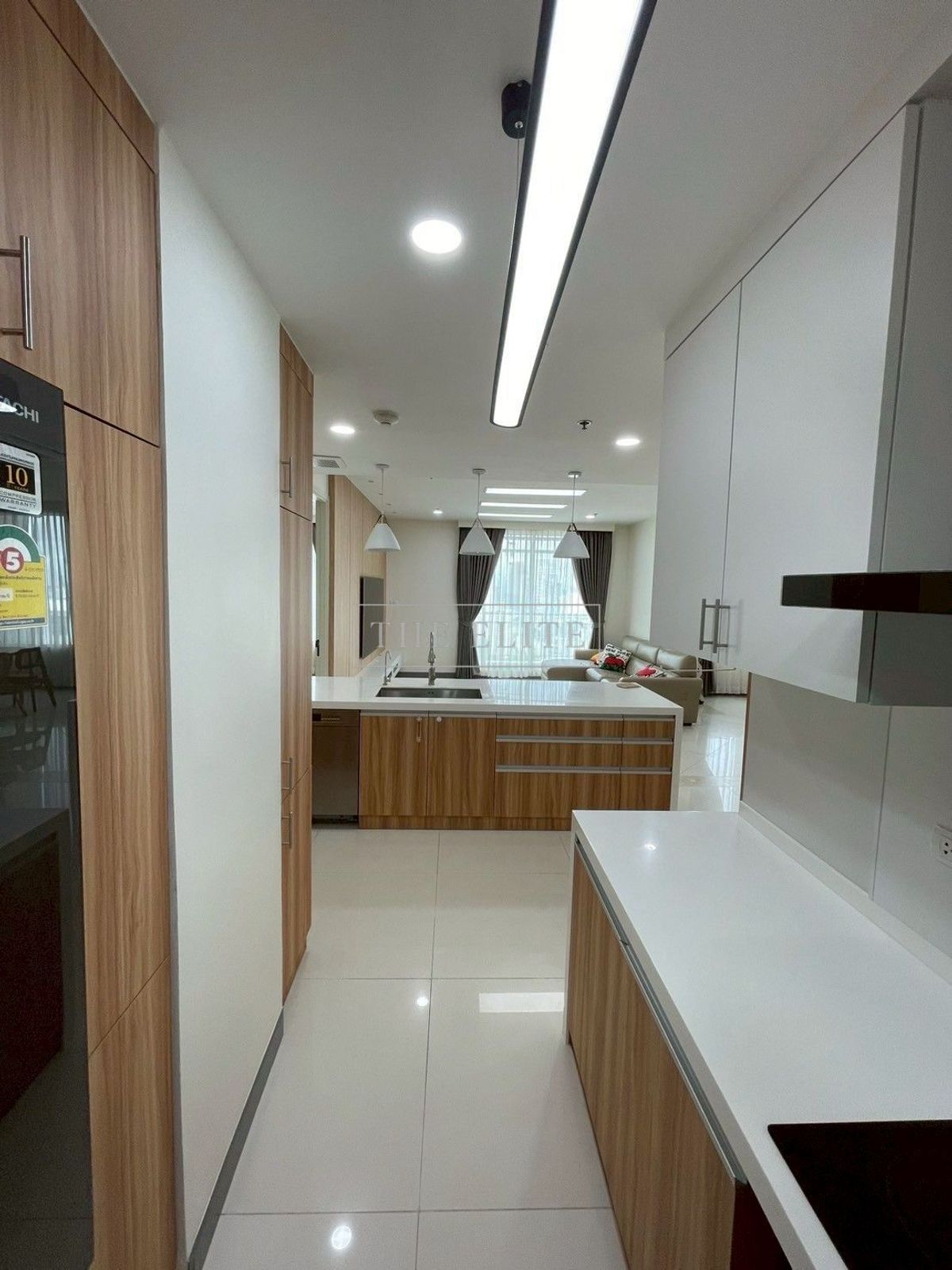 CondoSathorn, Narathiwat : ✨ Big room, city view, fully decorated, good price like this, there is only one room in the project 💯