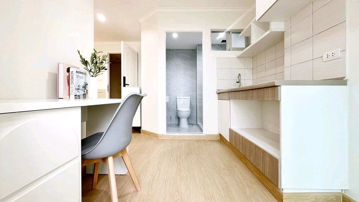 For SaleCondoChokchai 4, Ladprao 71, Ladprao 48, : 🛑 Stop paying rent every month! Pay in installments and own a condo in a prime location in the #Lat Phrao area, near the mall, near the BTS 📌 Lumpini Ville Chokchai 4 🌳