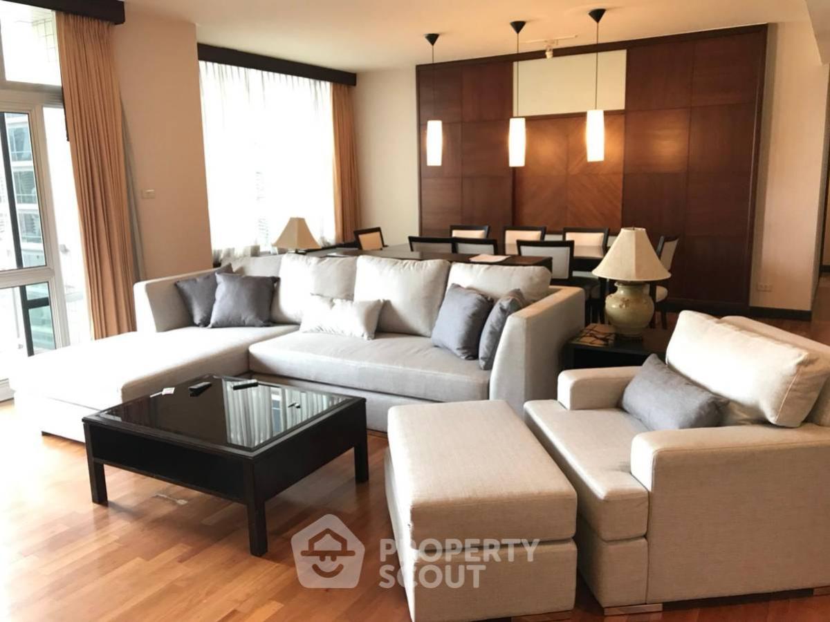 For RentCondoWitthayu, Chidlom, Langsuan, Ploenchit : 3-BR Condo at All Seasons Mansion Condominium near BTS Phloen Chit