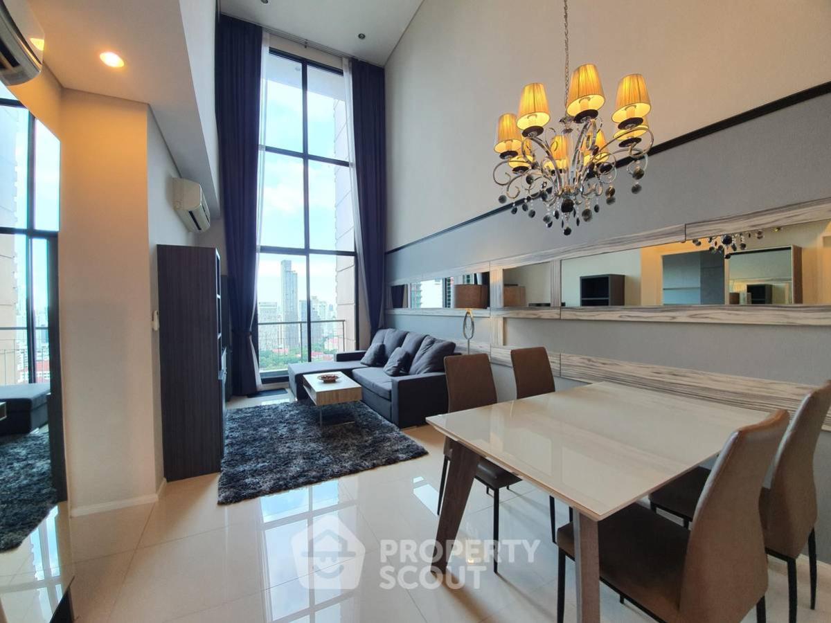 For RentCondoRama9, Petchburi, RCA : 2-BR Condo at Villa Asoke near MRT Phetchaburi