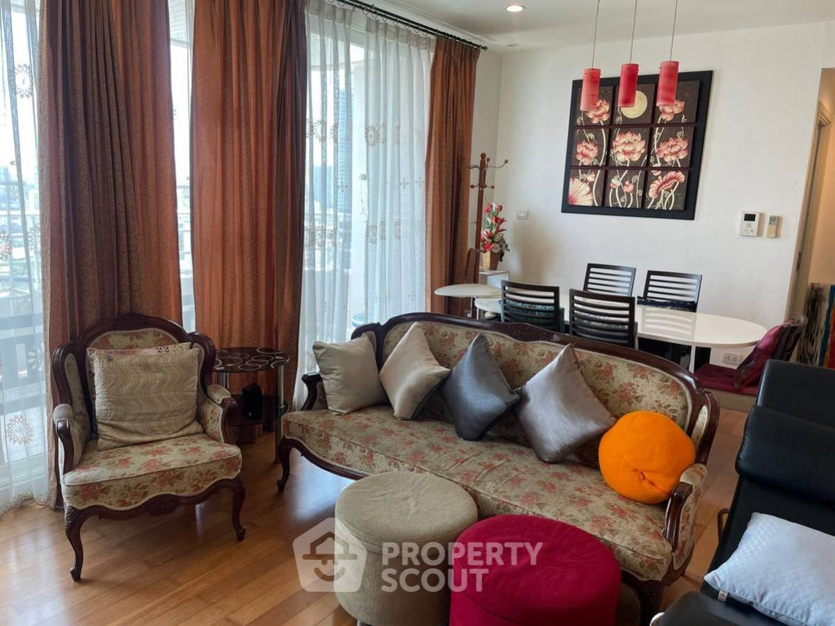 For RentCondoWongwianyai, Charoennakor : 2-BR Condo at Watermark Chaophraya near BTS Krung Thon Buri